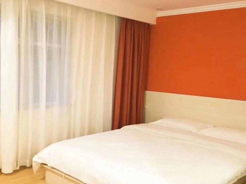 Shells Hanzhong City High Railway Station Renmin Road Hotel Bagian luar foto