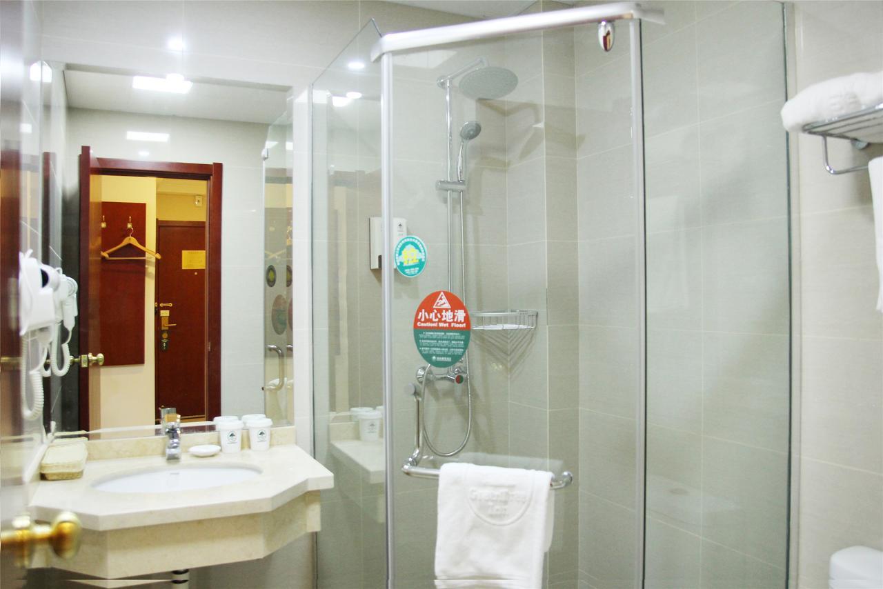 Shells Hanzhong City High Railway Station Renmin Road Hotel Bagian luar foto