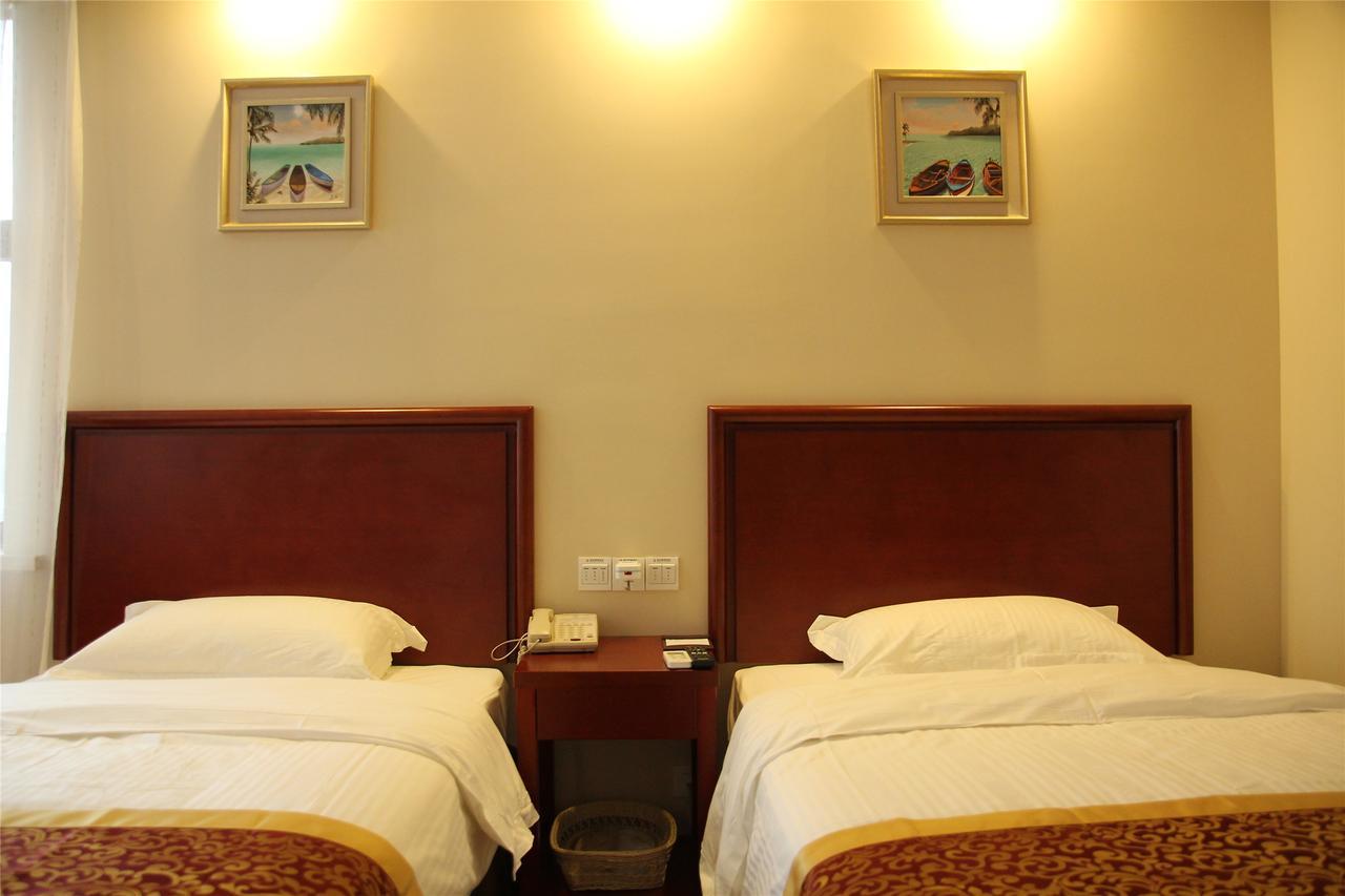 Shells Hanzhong City High Railway Station Renmin Road Hotel Bagian luar foto